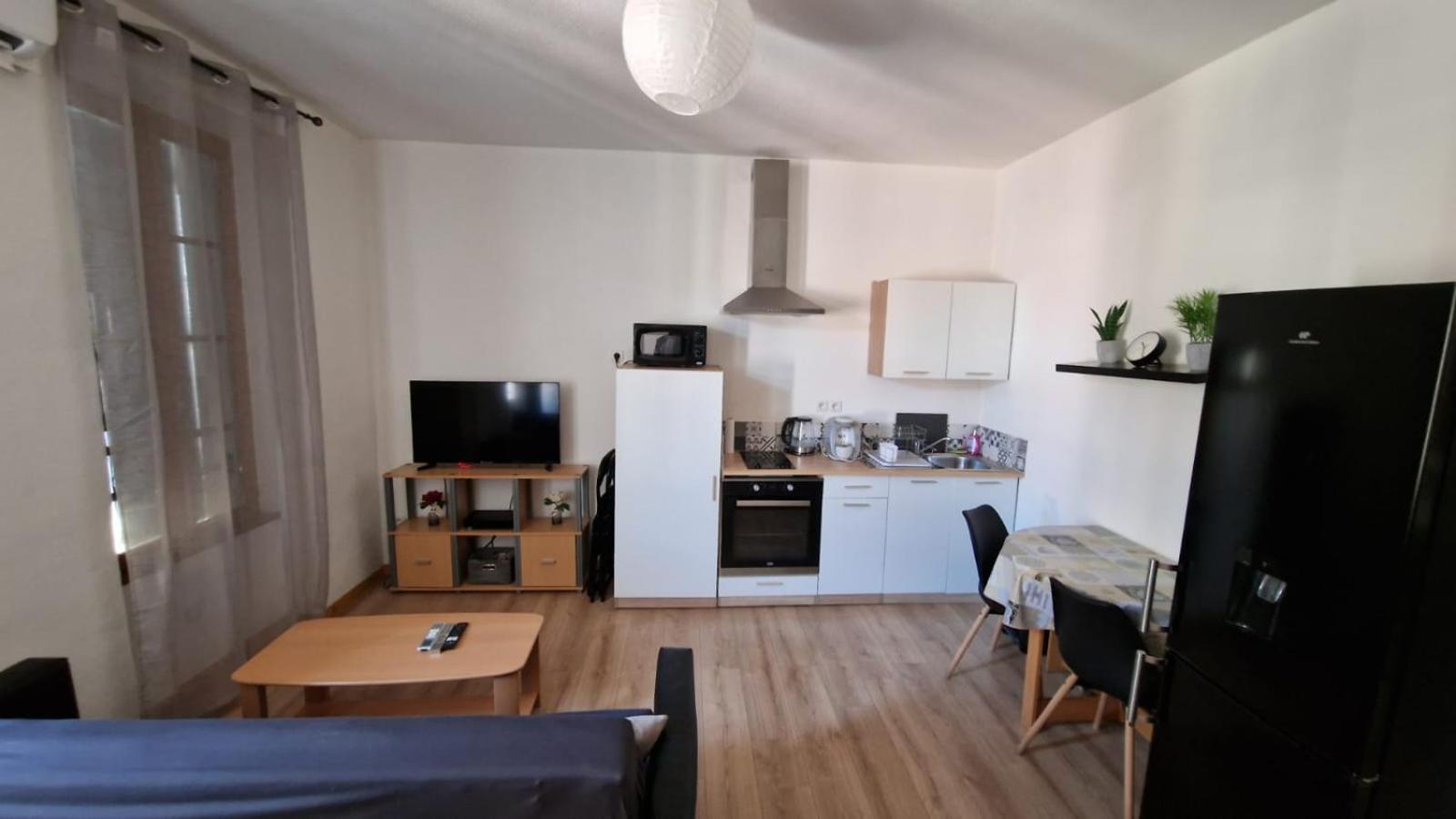 Appartement T2 Avec Balcon Proche Centre-Ville 纳博讷 外观 照片