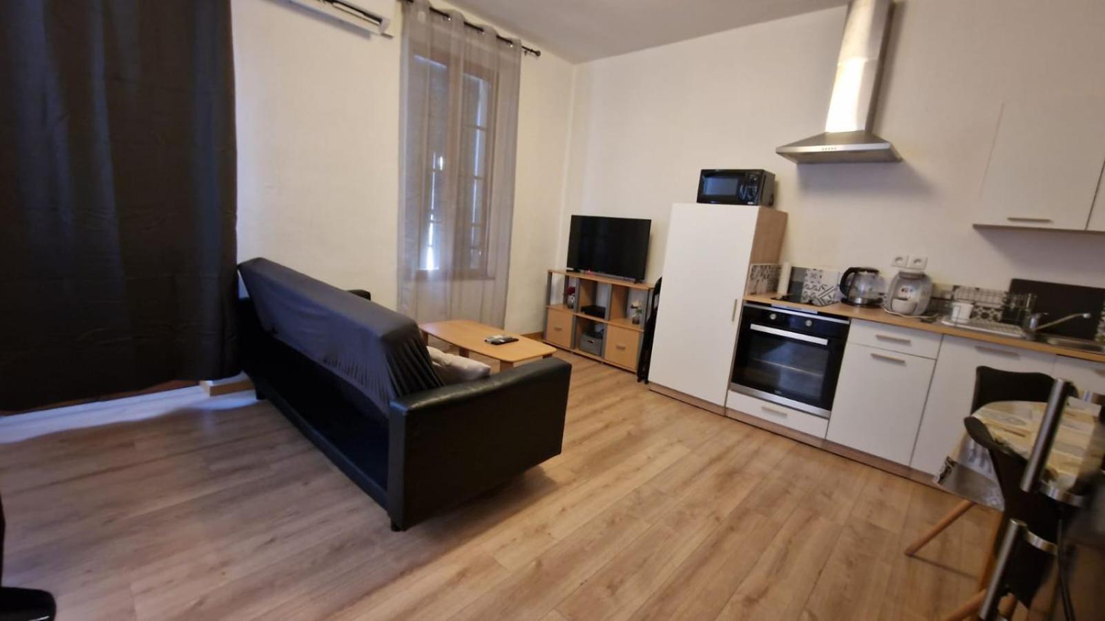 Appartement T2 Avec Balcon Proche Centre-Ville 纳博讷 外观 照片