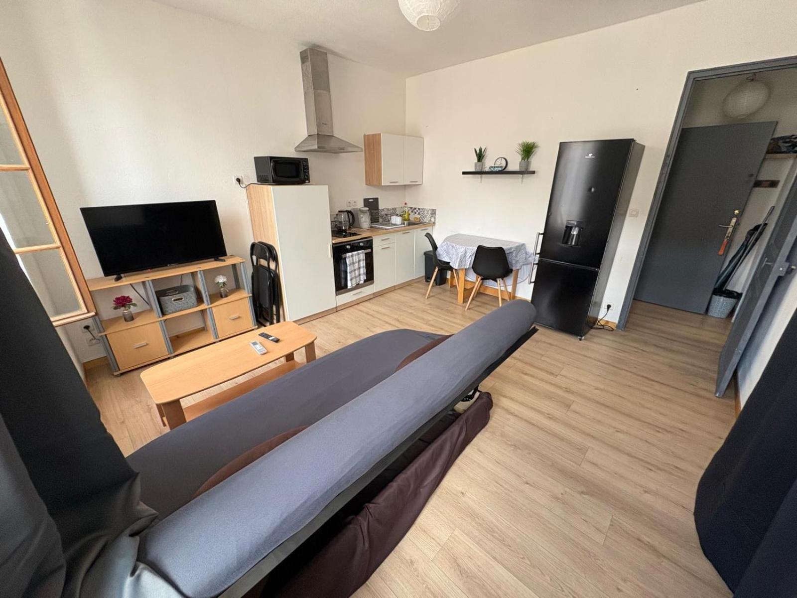 Appartement T2 Avec Balcon Proche Centre-Ville 纳博讷 外观 照片